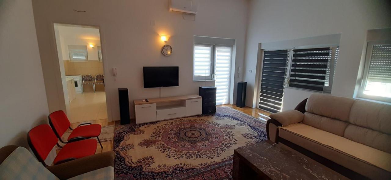 Apartmani Paradise Sutomore Zewnętrze zdjęcie