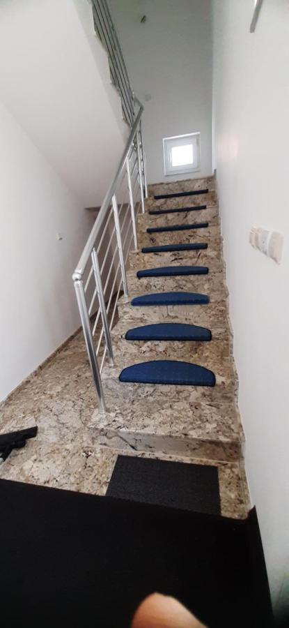 Apartmani Paradise Sutomore Zewnętrze zdjęcie